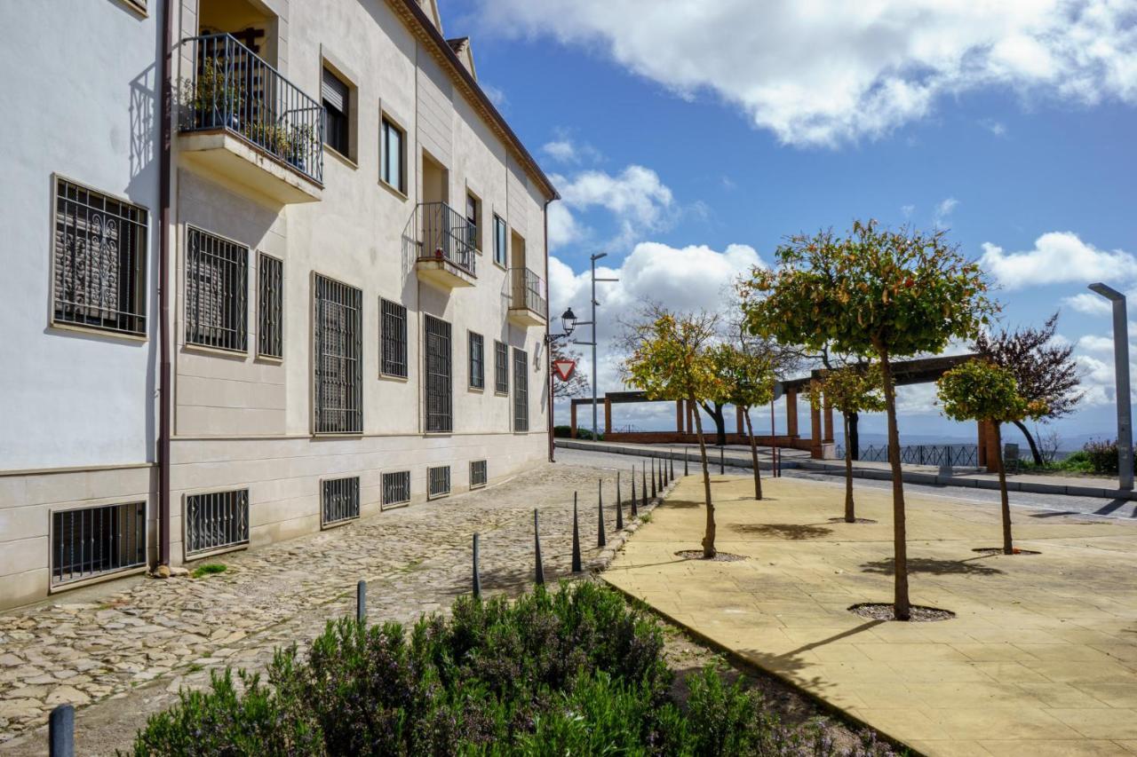 "Ventana Del Guadalquivir " Apartment Baeza Luaran gambar